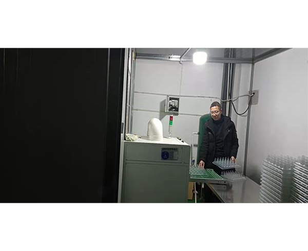 吸塑除(chu)塵車間一角