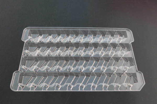 蚌埠汽車零部件(jian)吸塑包裝-汽車零(ling)部件吸塑包裝供(gòng)應-方立包裝紙箱(xiang)