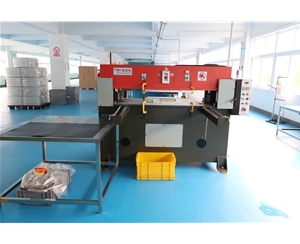 吸塑包裝(zhuang)生産車間